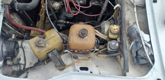 LADA (VAZ) 2107 1999, 100,000 km - 1.6 л - Salyan