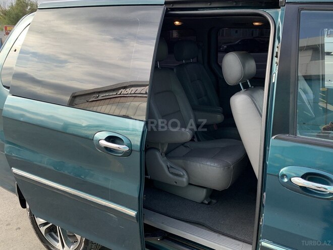 Kia Carnival 2004, 186,000 km - 2.5 l - Bakı