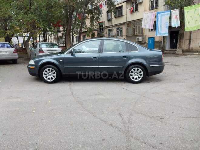 Volkswagen Passat 2003, 234,500 km - 1.8 l - Bakı