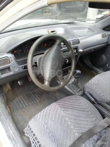 Toyota Corolla 1995, 220,556 km - 1.6 l - Bakı