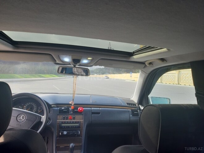 Mercedes E 280 1999, 347,300 km - 2.8 l - Bakı