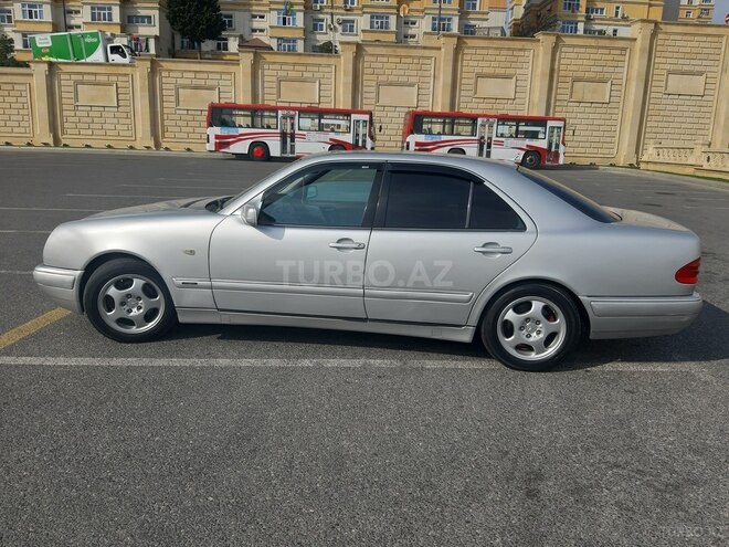 Mercedes E 280 1999, 347,300 km - 2.8 l - Bakı