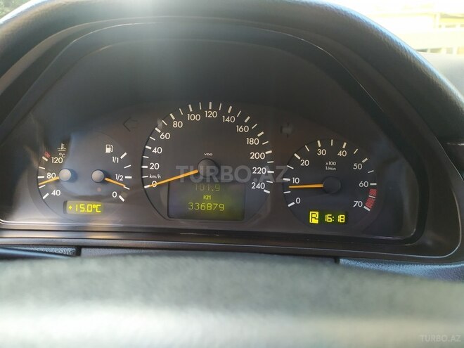Mercedes E 240 2000, 337,000 km - 2.4 l - Bakı