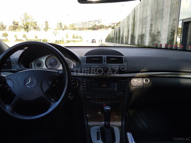Mercedes E 270 2002, 294,000 km - 2.7 л - Bakı