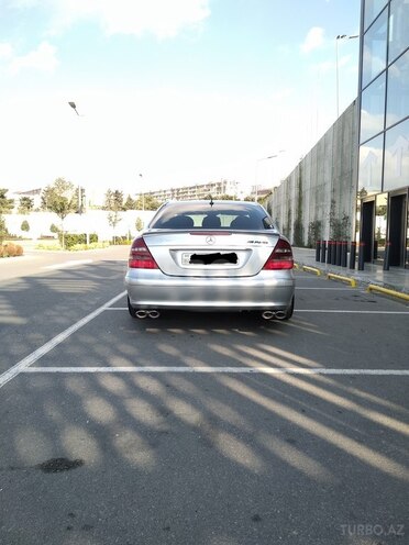 Mercedes E 270 2002, 294,000 km - 2.7 л - Bakı