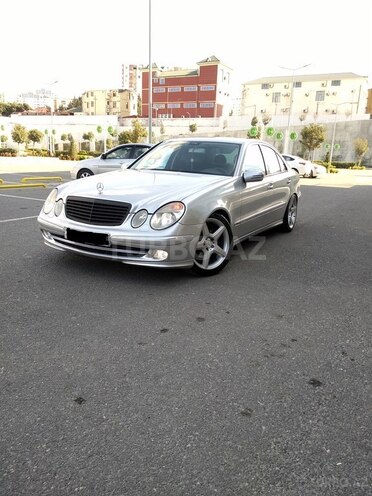 Mercedes E 270 2002, 294,000 km - 2.7 л - Bakı