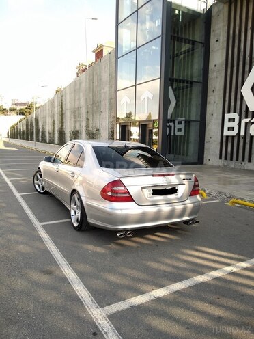 Mercedes E 270 2002, 294,000 km - 2.7 л - Bakı