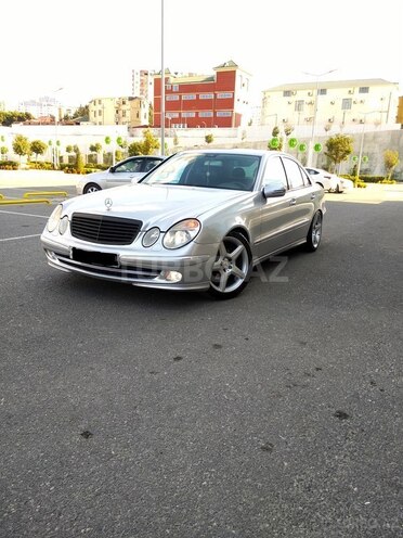 Mercedes E 270 2002, 294,000 km - 2.7 л - Bakı