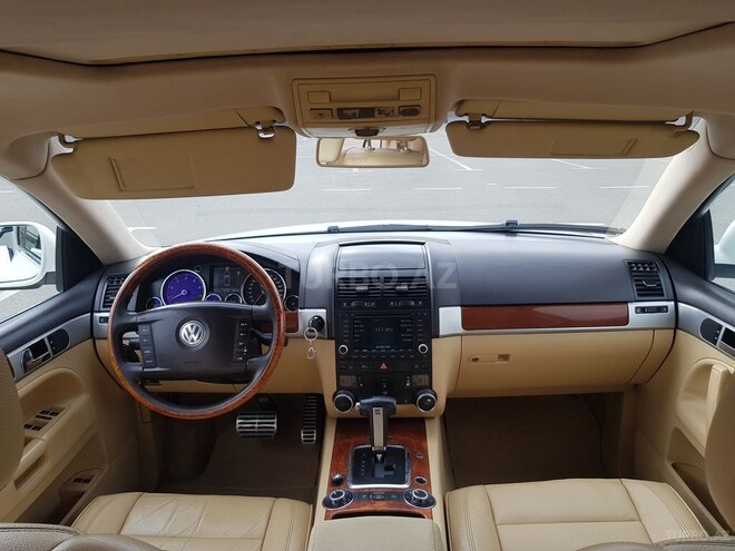 Volkswagen Touareg 2005, 225,800 km - 3.2 l - Gəncə