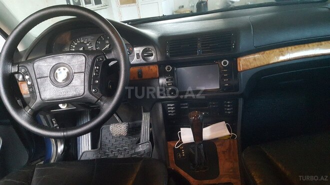 BMW 528 1997, 279,000 km - 2.8 l - Bakı