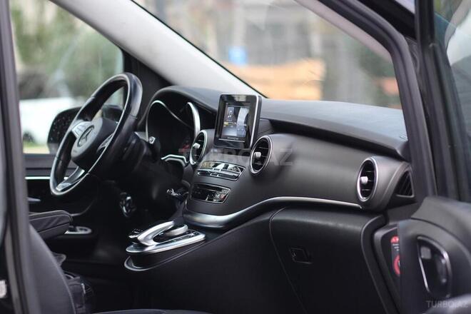 Mercedes V 220 2015, 173,000 km - 2.2 l - Bakı