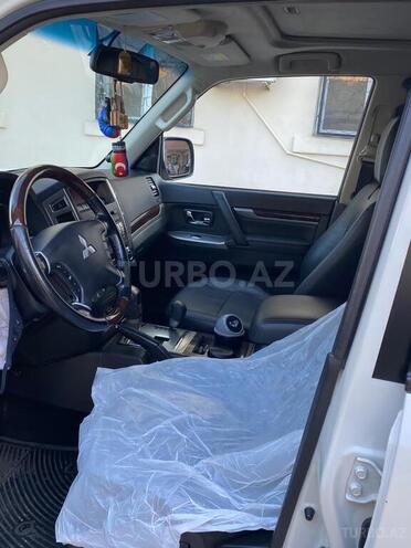 Mitsubishi Pajero 2014, 95,500 km - 3.8 л - Bakı