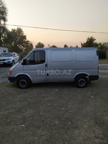 Ford Transit 1999, 330,000 km - 2.5 l - Göyçay