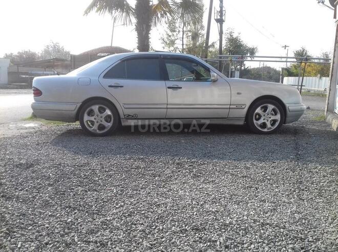 Mercedes E 280 1998, 239,500 km - 2.8 l - Zaqatala