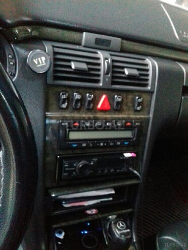 Mercedes E 280 1998, 239,500 km - 2.8 l - Zaqatala