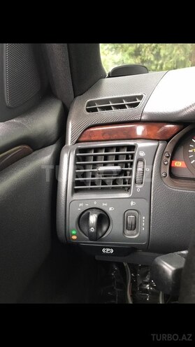 Mercedes E 240 2000, 281,000 km - 2.4 l - Bakı