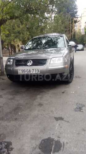 Volkswagen Passat 2004, 257,000 km - 1.8 l - Bakı