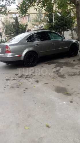 Volkswagen Passat 2004, 257,000 km - 1.8 l - Bakı