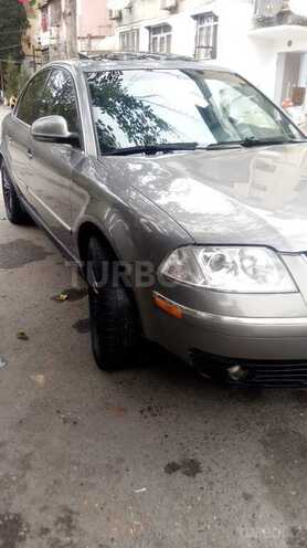 Volkswagen Passat 2004, 257,000 km - 1.8 l - Bakı
