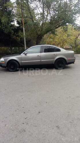 Volkswagen Passat 2004, 257,000 km - 1.8 l - Bakı