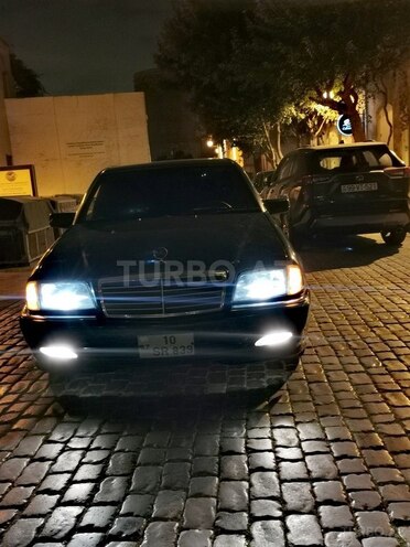 Mercedes C 220 1995, 456,000 km - 2.2 л - Bakı