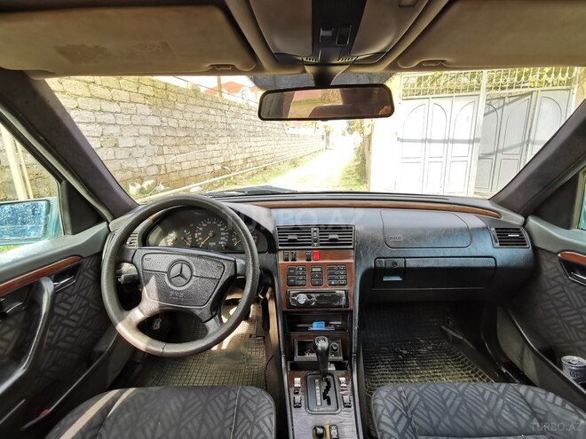 Mercedes C 220 1995, 456,000 km - 2.2 л - Bakı