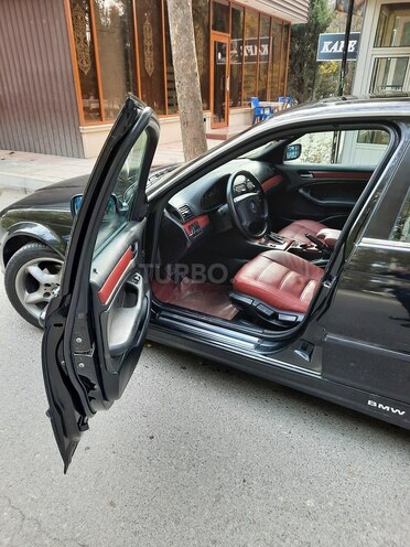 BMW 320 2001, 290,000 km - 2.2 l - Bakı