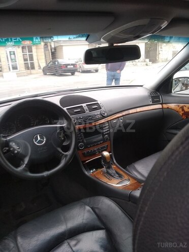 Mercedes E 270 2003, 300,826 km - 2.7 л - Bakı