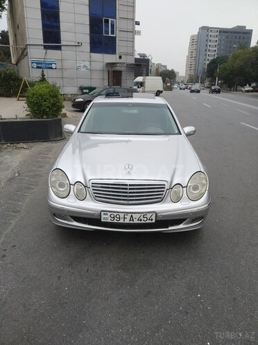 Mercedes E 270 2003, 300,826 km - 2.7 л - Bakı