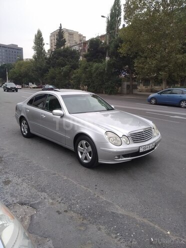 Mercedes E 270 2003, 300,826 km - 2.7 л - Bakı