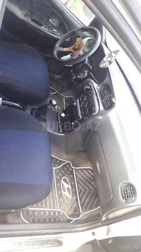 Hyundai Elantra 1995, 568,969 km - 2.0 л - Bakı