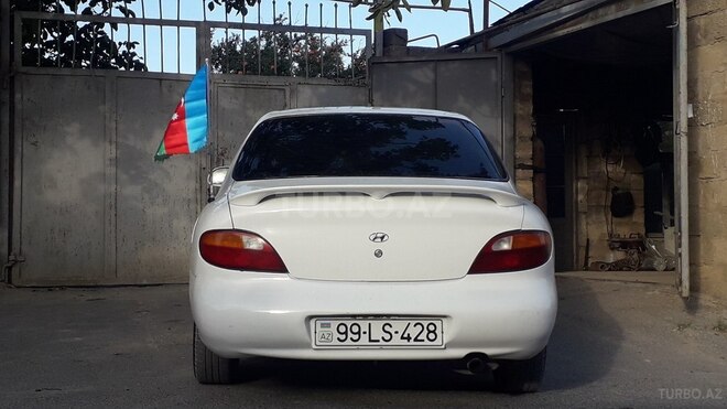 Hyundai Elantra 1995, 568,969 km - 2.0 л - Bakı