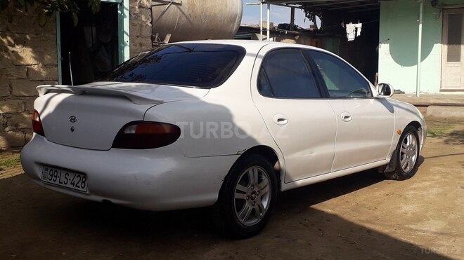 Hyundai Elantra 1995, 568,969 km - 2.0 л - Bakı