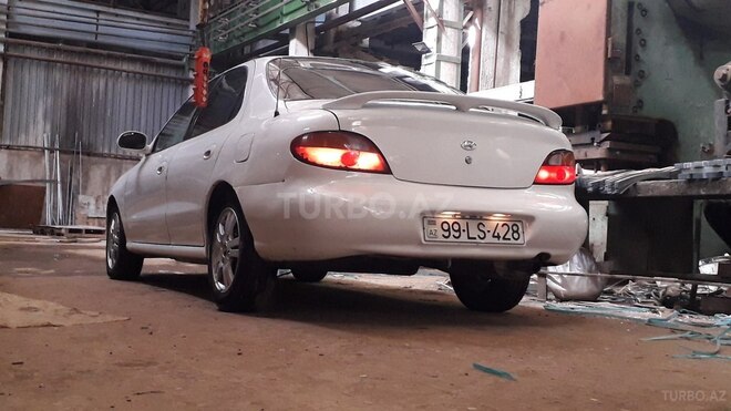 Hyundai Elantra 1995, 568,969 km - 2.0 л - Bakı