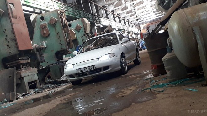 Hyundai Elantra 1995, 568,969 km - 2.0 л - Bakı