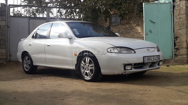 Hyundai Elantra 1995, 568,969 km - 2.0 л - Bakı