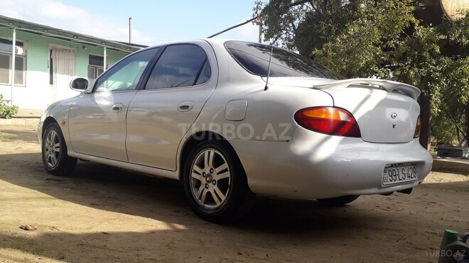 Hyundai Elantra 1995, 568,969 km - 2.0 л - Bakı