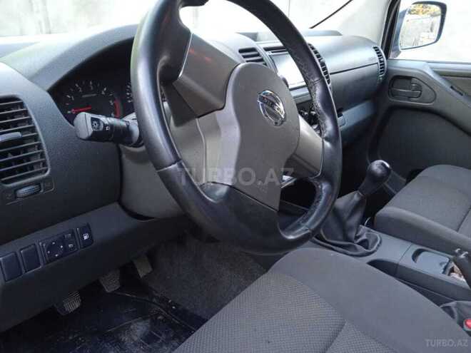Nissan Navara 2011, 190,000 km - 2.5 l - Bakı