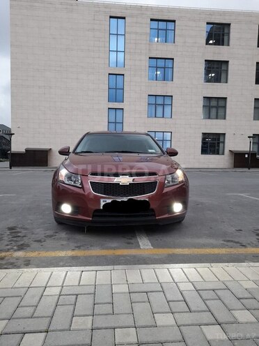 Chevrolet Cruze 2012, 260,000 km - 1.4 l - Quba