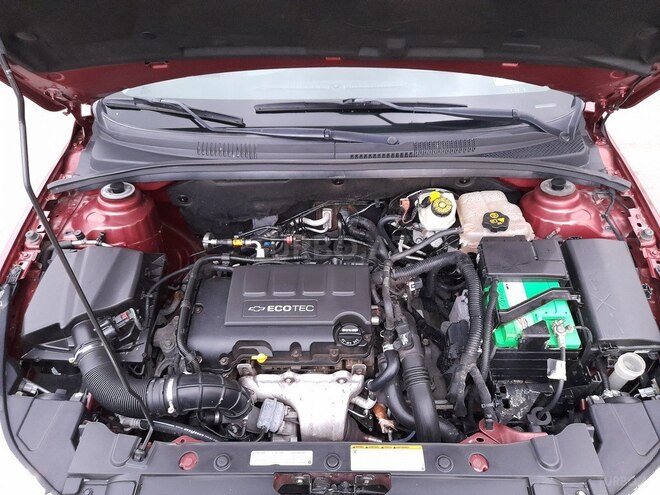 Chevrolet Cruze 2012, 260,000 km - 1.4 l - Quba