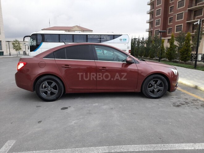 Chevrolet Cruze 2012, 260,000 km - 1.4 l - Quba