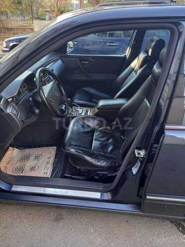 Mercedes E 280 2000, 231,000 km - 2.8 л - Bakı