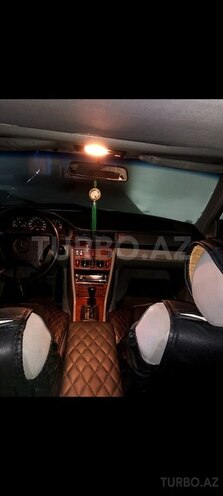 Mercedes E 220 1994, 422,500 km - 2.2 л - Bakı