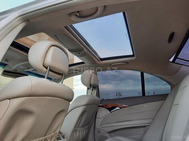 Mercedes E 240 2004, 269,000 km - 2.6 l - Bakı