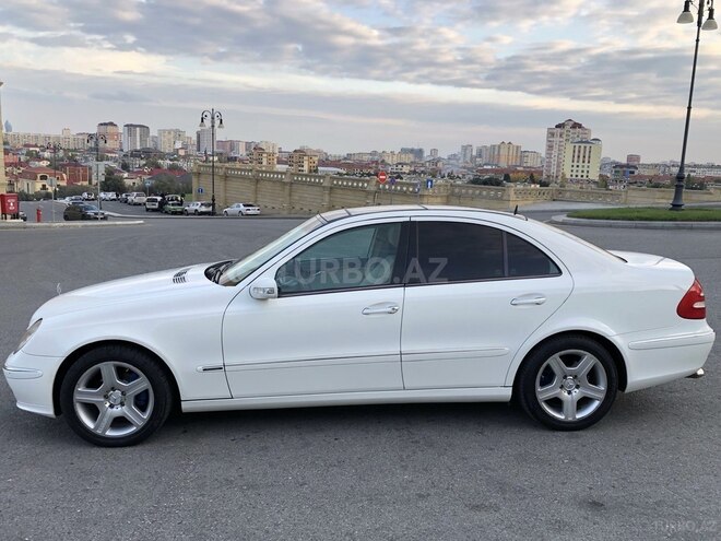 Mercedes E 240 2004, 269,000 km - 2.6 l - Bakı