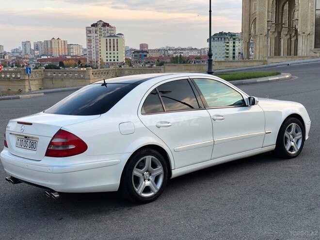 Mercedes E 240 2004, 269,000 km - 2.6 l - Bakı