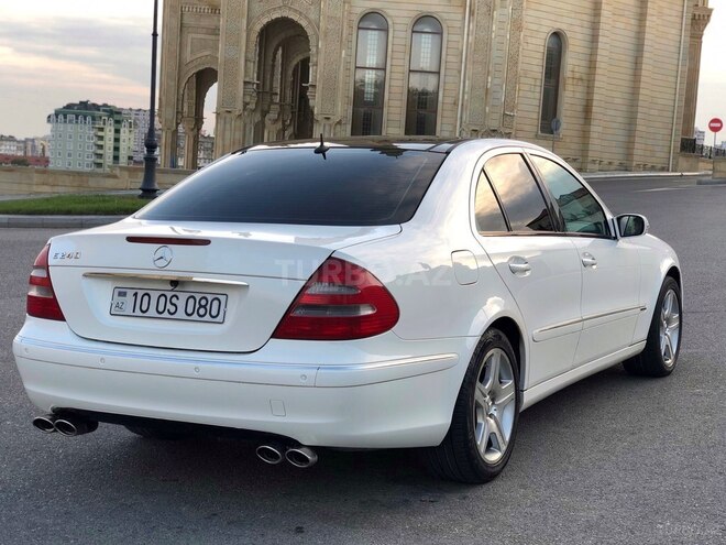 Mercedes E 240 2004, 269,000 km - 2.6 l - Bakı