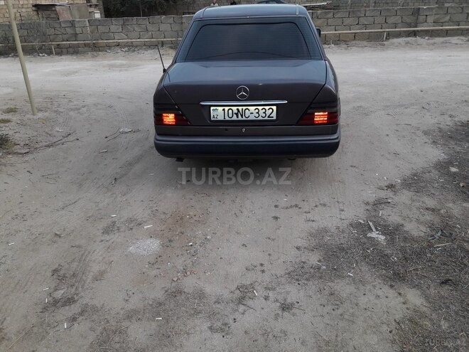 Mercedes E 300 1994, 567,000 km - 3.0 l - Bakı
