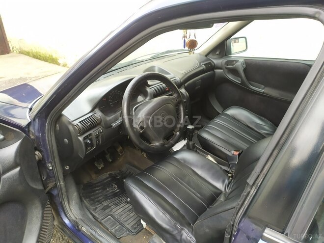 Opel Astra 1997, 100,000 km - 1.6 l - Bakı