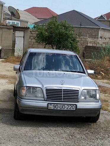 Mercedes E 220 1994, 400,000 km - 2.2 л - Bakı